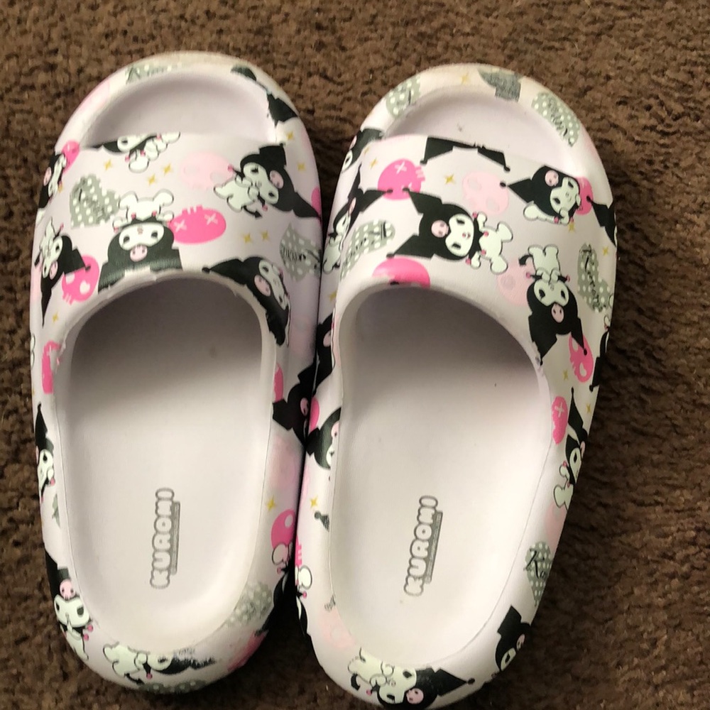 Kuromi Slides